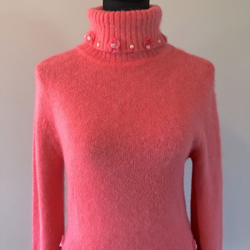 Women’s Vintage Pink Angora Turtleneck Sweater with Flower Pearl Accents size S - Picture 2 of 12